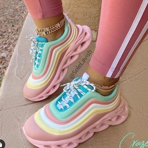 Multi Air Swirl Sneaker